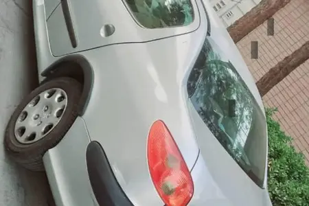 مزایده خودرو پژو، 206 SD V8