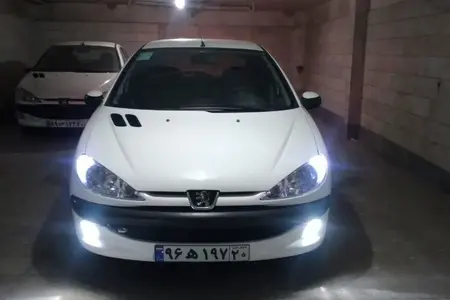 مزایده خودرو پژو، 206 تیپ 2