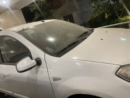 مزایده خودرو رنو، ساندرو اتوماتیک