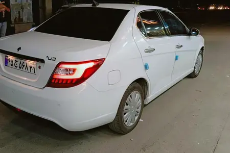 مزایده خودرو دنا، پلاس EF7 5 دنده ساده