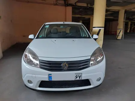 مزایده خودرو رنو، ساندرو اتوماتیک
