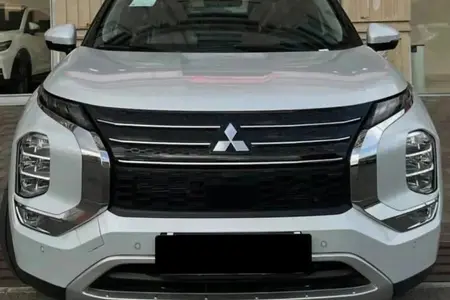 مزایده خودرو میتسوبیشی، اوتلندر دو دیفرانسیل H لاین