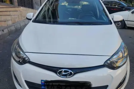 مزایده خودرو هیوندای، i20 اتوماتیک