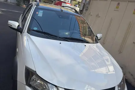 مزایده خودرو کوییک، SR دنده ای