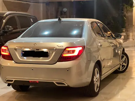 مزایده خودرو دنا، پلاس EF7 اتوماتیک توربو ساده