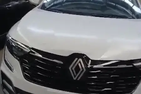 مزایده خودرو رنو، کولیوس اتوماتیک