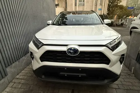 مزایده خودرو تویوتا، راوفور هیبرید دو دیفرانسیل