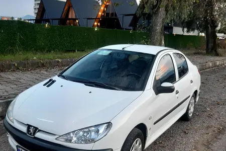 مزایده خودرو پژو، 206 SD V8