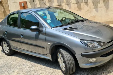 مزایده خودرو پژو، 206 SD V8