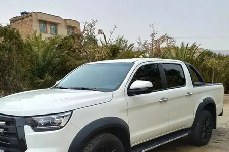 مزایده خودرو کی ام سی، T8 دنده ای