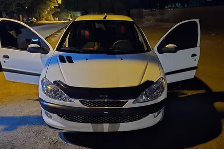 مزایده خودرو پژو، 206 SD V8