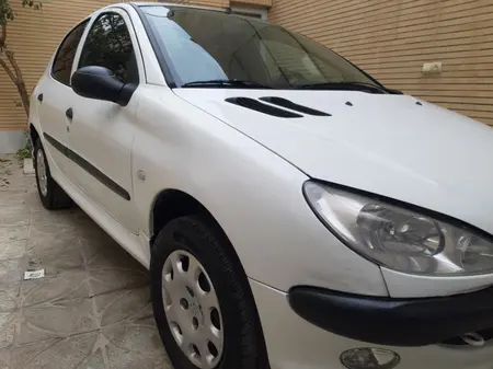 مزایده خودرو پژو، 206 تیپ 2