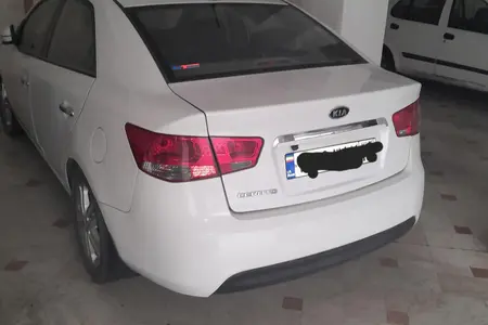مزایده خودرو کیا، سراتو (مونتاژ) 2.0 لیتر ساده