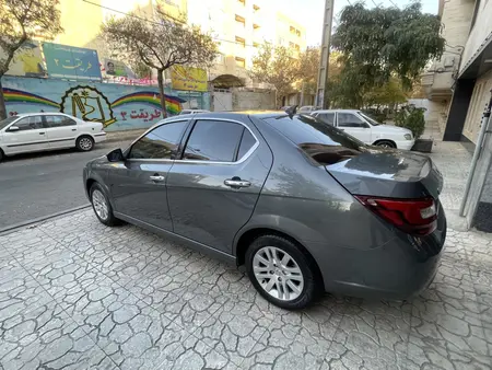 مزایده خودرو دنا، پلاس EF7 5 دنده ساده