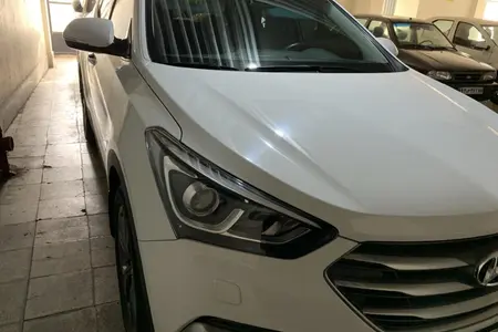 مزایده خودرو هیوندای، سانتافه 4 سیلندر دو دیفرانسیل