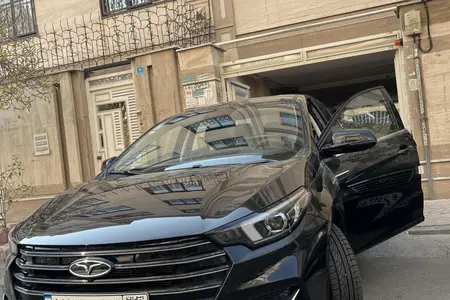 مزایده خودرو فونیکس، آریزو 6 پرو اتوماتیک