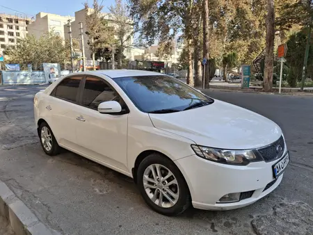مزایده خودرو کیا، سراتو (مونتاژ) 2.0 لیتر ساده