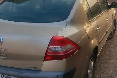 مزایده خودرو رنو، مگان (وارداتی) 2000