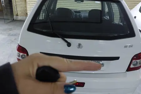 مزایده خودرو پراید، 111 SE