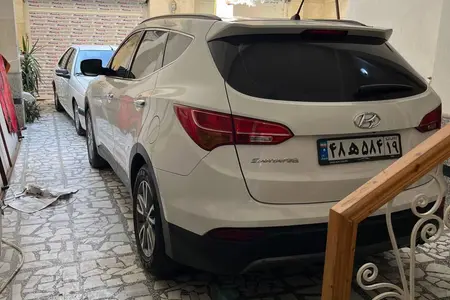 مزایده خودرو هیوندای، سانتافه 4 سیلندر دو دیفرانسیل
