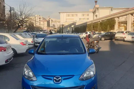 مزایده خودرو مزدا، 2 هاچ بک اتوماتیک