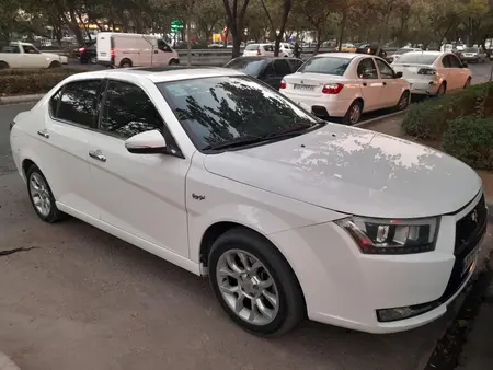 مزایده خودرو دنا، پلاس EF7 اتوماتیک توربو ساده