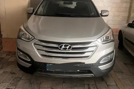 مزایده خودرو هیوندای، سانتافه 4 سیلندر دو دیفرانسیل
