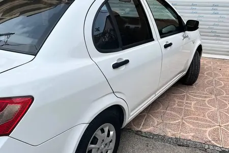 مزایده خودرو ساینا، پلاس دنده ای دنده ای
