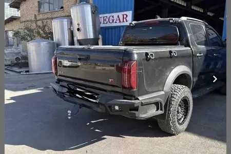مزایده خودرو کی ام سی، T9 2 لیتر توربو