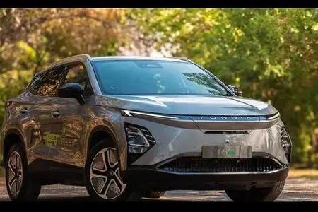 مزایده خودرو فونیکس، FX پریمیوم FWD