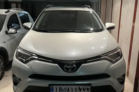 مزایده خودرو تویوتا، راوفور 2.5 لیتر دو دیفرانسیل