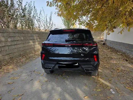 مزایده خودرو هایما، 8S اتوماتیک
