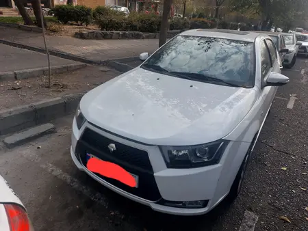 مزایده خودرو دنا، پلاس EF7 اتوماتیک توربو ساده