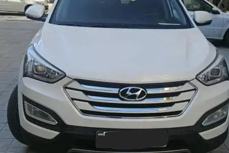 مزایده خودرو هیوندای، سانتافه 4 سیلندر تک دیفرانسیل