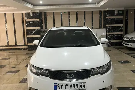 مزایده خودرو کیا، سراتو 2.0 لیتر اتوماتیک
