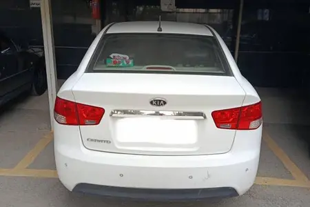 مزایده خودرو کیا، سراتو 2.0 لیتر اتوماتیک