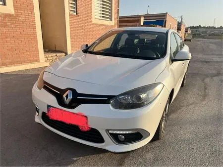 مزایده خودرو رنو، فلوئنس E4