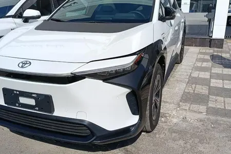 مزایده خودرو تویوتا، bz4X 615 مکس