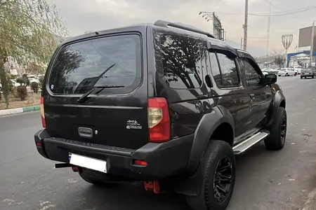مزایده خودرو نیسان، رونیز دنده ای