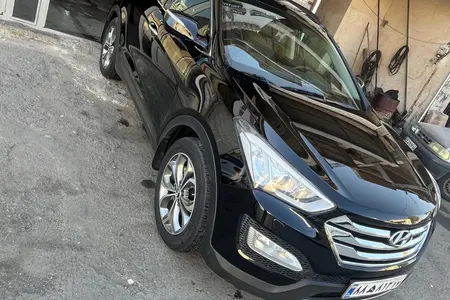 مزایده خودرو هیوندای، سانتافه 4 سیلندر دو دیفرانسیل