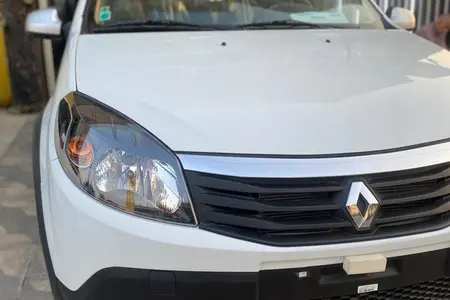 مزایده خودرو رنو، ساندرو استپ وی اتوماتیک