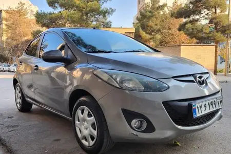 مزایده خودرو مزدا، 2 هاچ بک اتوماتیک