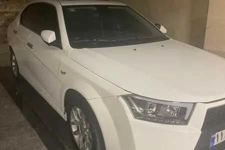 مزایده خودرو دنا، پلاس EF7 اتوماتیک توربو آپشنال