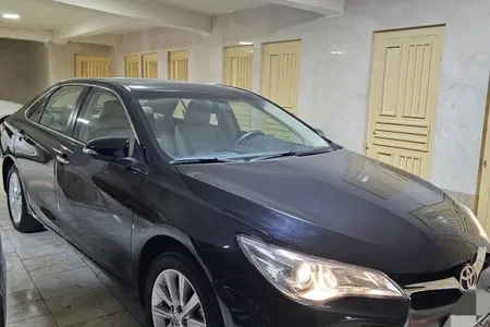 مزایده خودرو تویوتا، کمری GLX