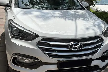 مزایده خودرو هیوندای، سانتافه 4 سیلندر دو دیفرانسیل