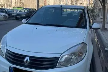 مزایده خودرو رنو، ساندرو اتوماتیک