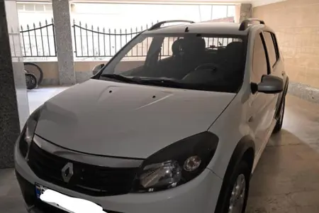 مزایده خودرو رنو، ساندرو اتوماتیک