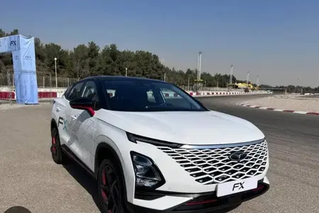 مزایده خودرو فونیکس، FX پریمیوم FWD