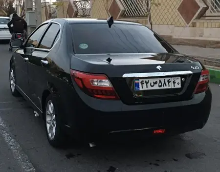 مزایده خودرو دنا، پلاس EF7 اتوماتیک توربو ساده