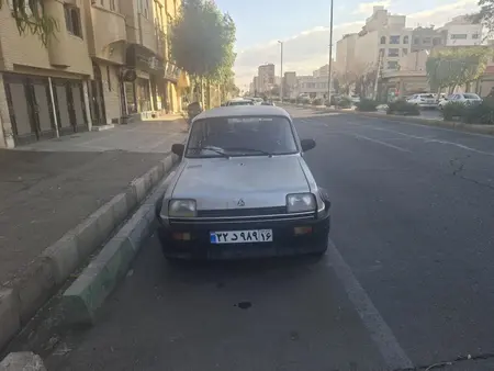 مزایده خودرو رنو، پی کی دنده ای